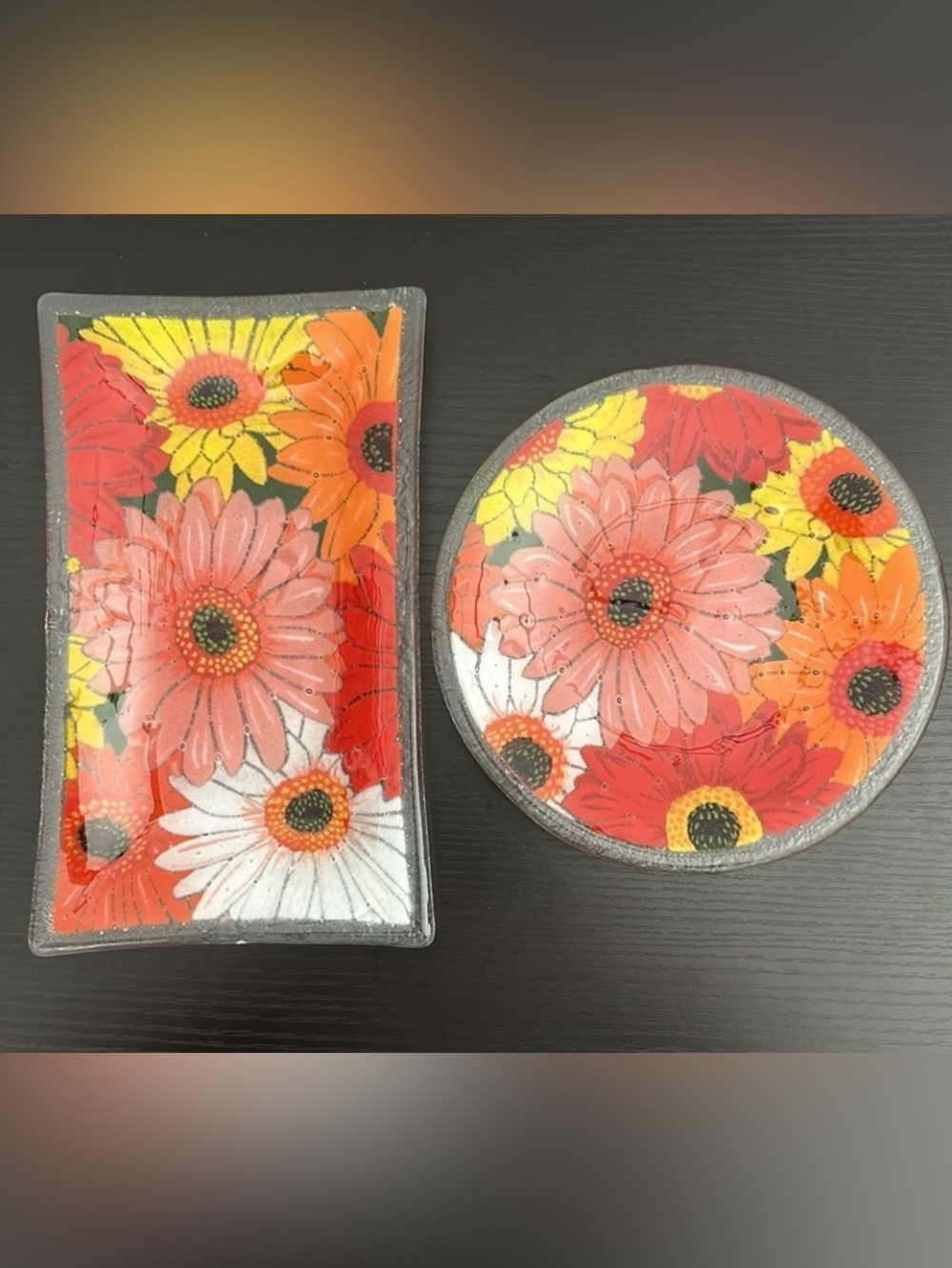 Peggy Karr Signed Fused Glass Gerbera Daisy Set of 2 Trinket Dishes